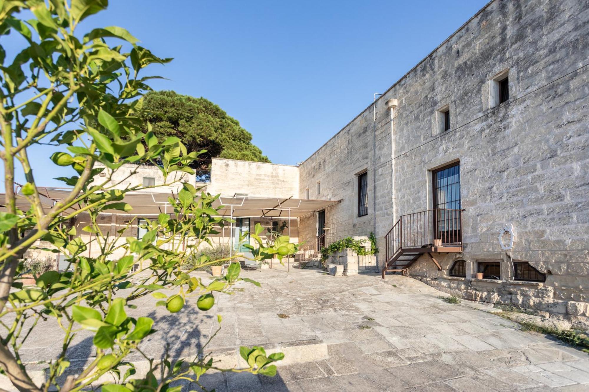 Masseria Torre Sant'Andrea 멜렌두뇨 외부 사진